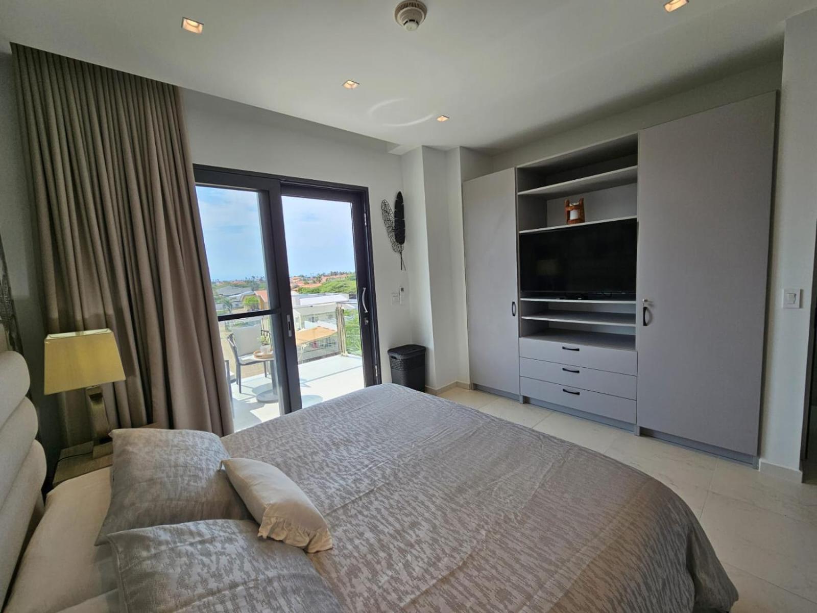 Wariruri Condos Aruba Палм Бич Экстерьер фото